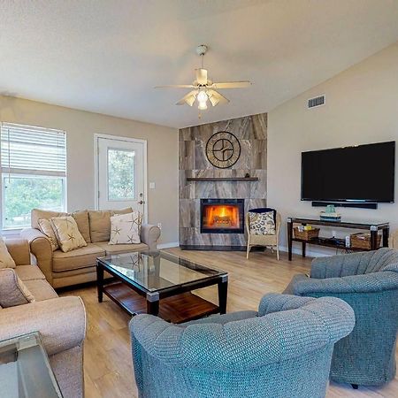 5 Bed 2 Bath Vacation Home In דסטין מראה חיצוני תמונה